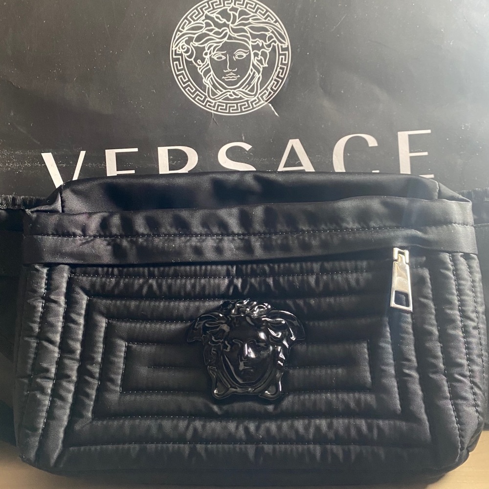 Versace Marsupio Fanny Pack ( Unisex )